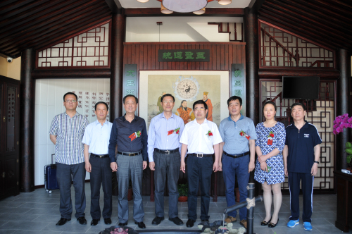 18新利首页新址挂牌暨辽海沈阳讲坛研究会讲点启动仪式隆重举行