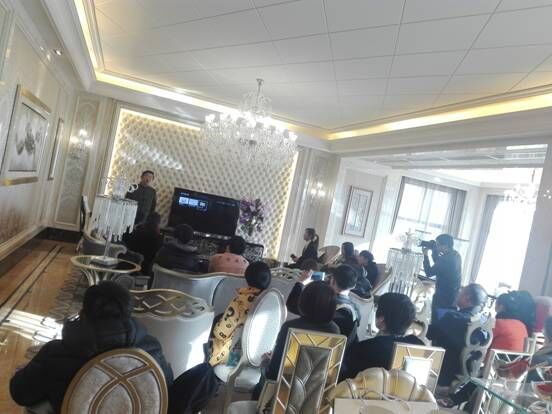 王成桓副会长应邀为星河湾暨玛莎拉蒂VIP客户做《风生水起2017》讲座