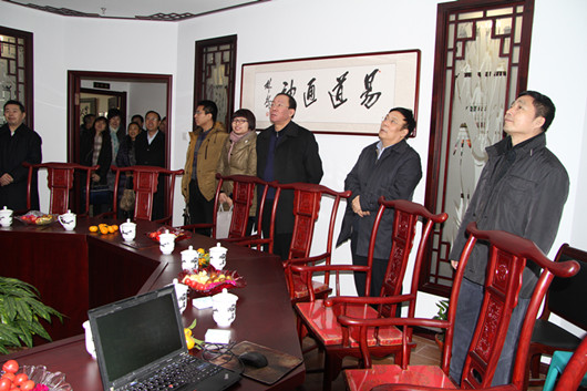 辽宁省政协委员委领导莅临18新利首页