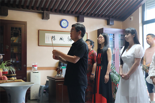 d94c162b17c42f87823bfa55d4a7bef