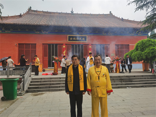 16王炳中张艺馨